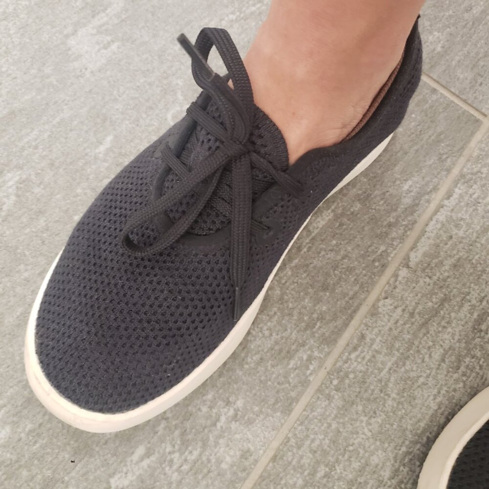 Allbirds Navy Casual Sneakers - Picture 12 of 12
